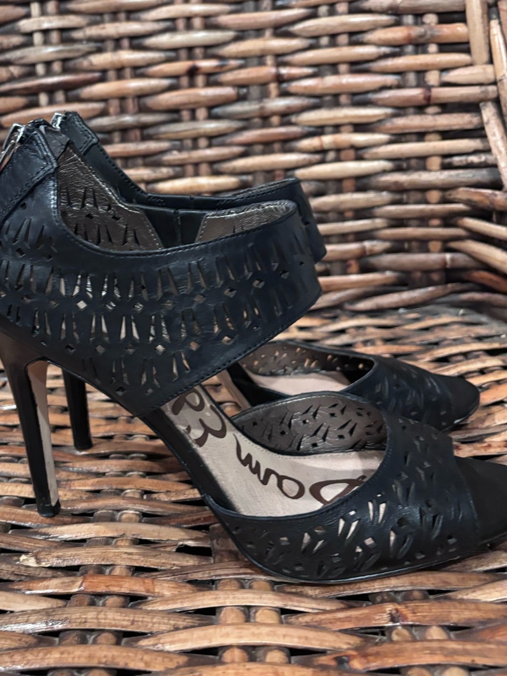 Sam Edelman Black Laser-Cut Ankle-Strap Stiletto Heels in size 10 - Picture 11 of 13
